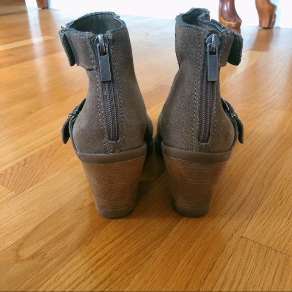 Lucky Brand ankle booties - Picture 5 of 5
